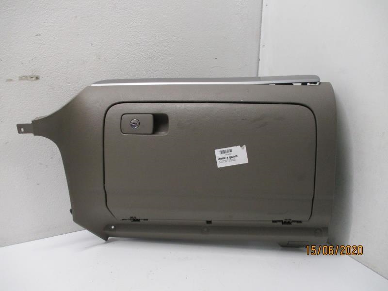 Boite a gants VOLKSWAGEN GOLF 6 BREAK Essence - 1