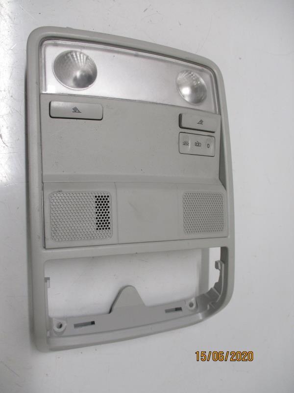 Eclairage de plafonnier VOLKSWAGEN GOLF 6 BREAK Essence - 1