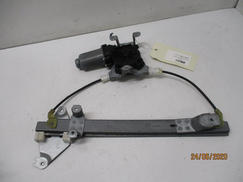 Alzacristalli elettrico posteriore sinistro NISSAN QASHQAI 1 PHASE 1 Diésel - 1