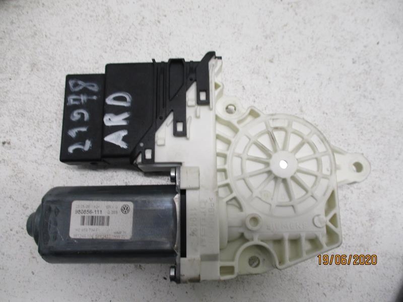 Motore alzacristalli posteriore destro VOLKSWAGEN PASSAT 5 Diésel - 1