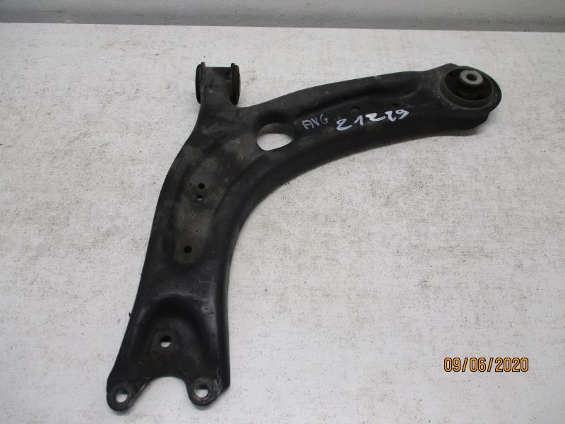 Triangle avant gauche VOLKSWAGEN PASSAT 7 PHASE 1 BREAK Essence/Hybride - 1