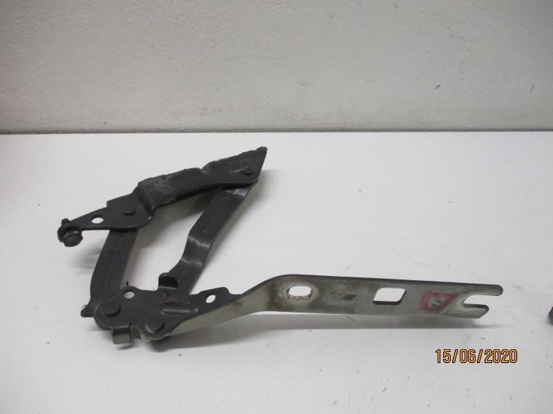 Charniere de capot VOLKSWAGEN GOLF 6 BREAK Essence - 1