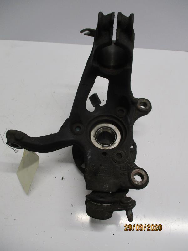 Mozzo anteriore sinistro VOLKSWAGEN GOLF 7 PHASE 1 Gasolina - 1