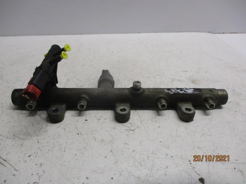 Rampe injection PEUGEOT 307 PHASE 1 Diesel - 1