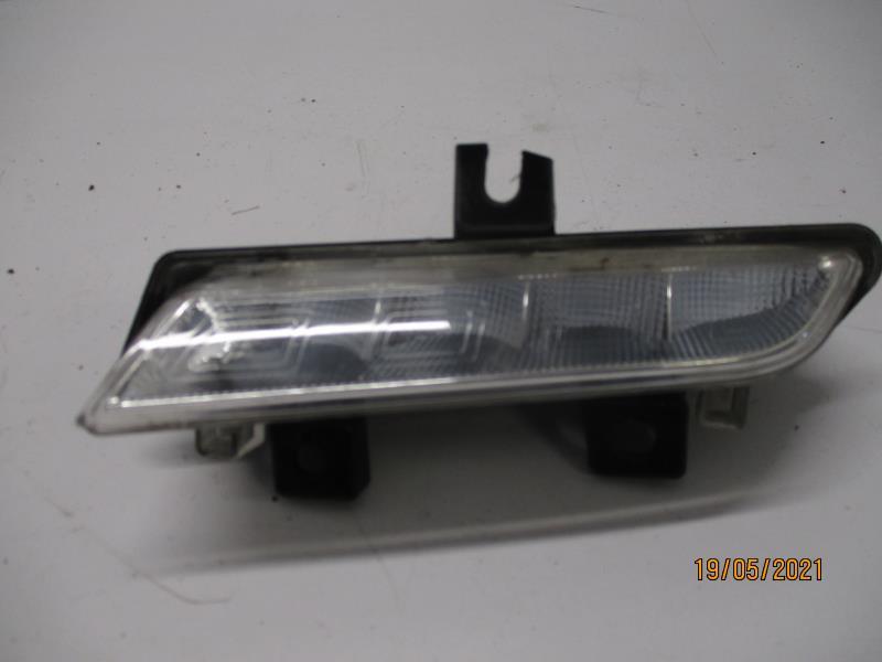 Feu diurne avant gauche RENAULT CLIO 4 PHASE 1 Diesel - 1