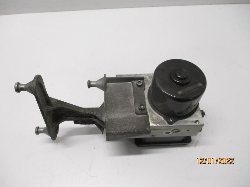 Blocco ABS (antibloccaggio freni) MERCEDES CLASSE C 203 PHASE 1 Diésel - 1
