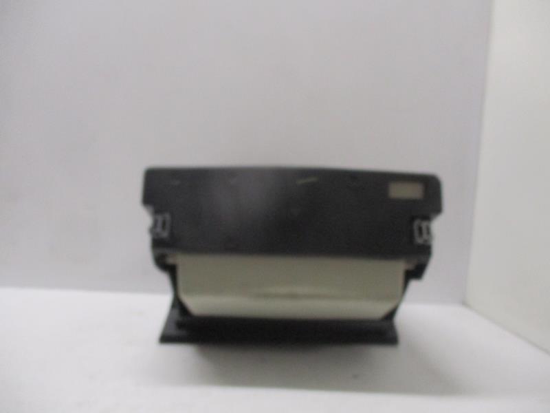Boite a gants RENAULT CAPTUR 1 PHASE 1 Essence - 1