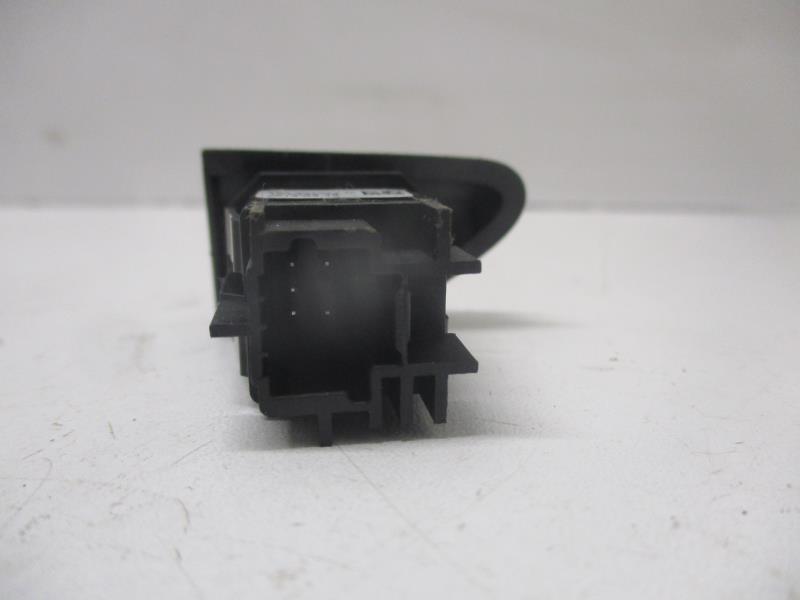 Bouton de warning RENAULT CAPTUR 1 PHASE 1 Essence - 1