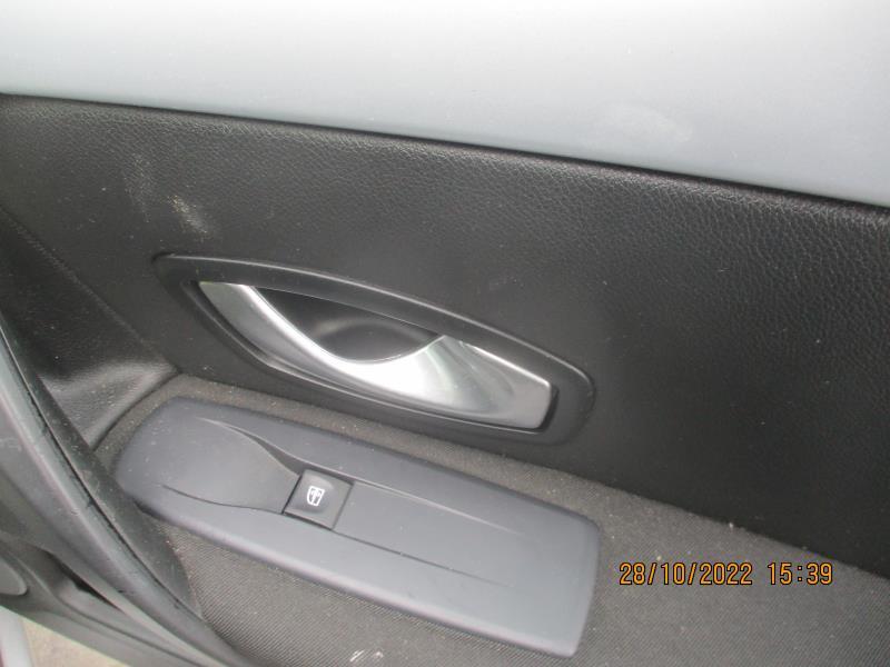 Maniglia interna anteriore destra RENAULT LAGUNA 3 PHASE 1 COUPE Diésel - 1