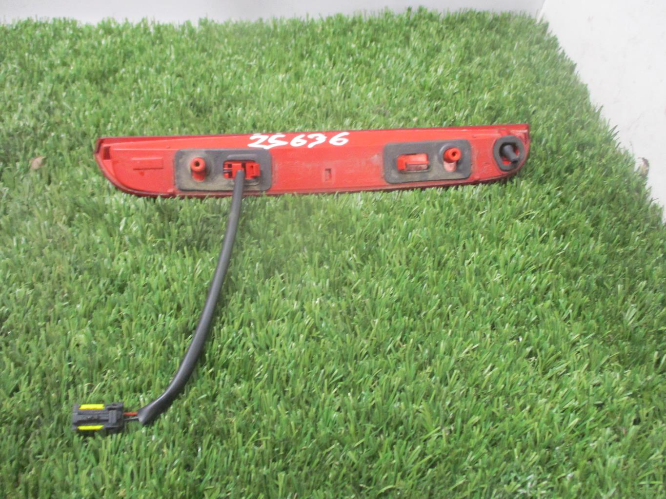 Feu arriere stop central RENAULT VEL SATIS PHASE 1 Diesel - 1