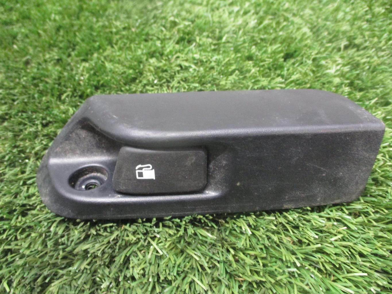 Trappe d'essence TOYOTA YARIS 2 PHASE 1 Diesel - 1