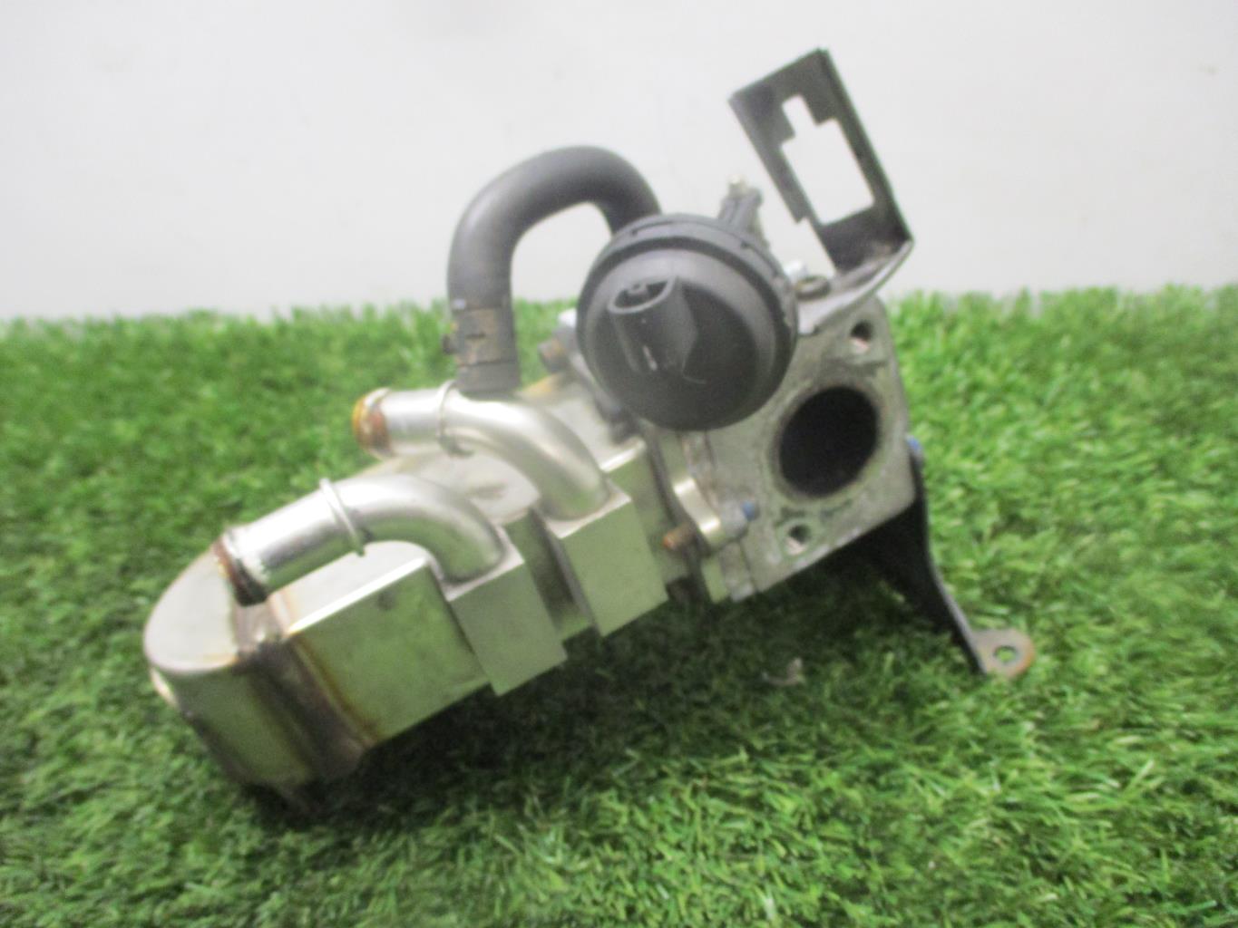 Vanne EGR AUDI A4 2 AVANT PHASE 2 BREAK Diesel - 1