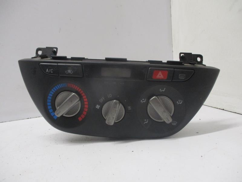 Commande chauffage TOYOTA RAV4 2 PHASE 1 Essence - 1