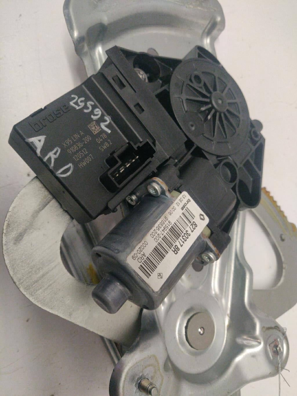 Alzacristalli elettrico posteriore destro RENAULT SCENIC 3 PHASE 2 Diésel - 1