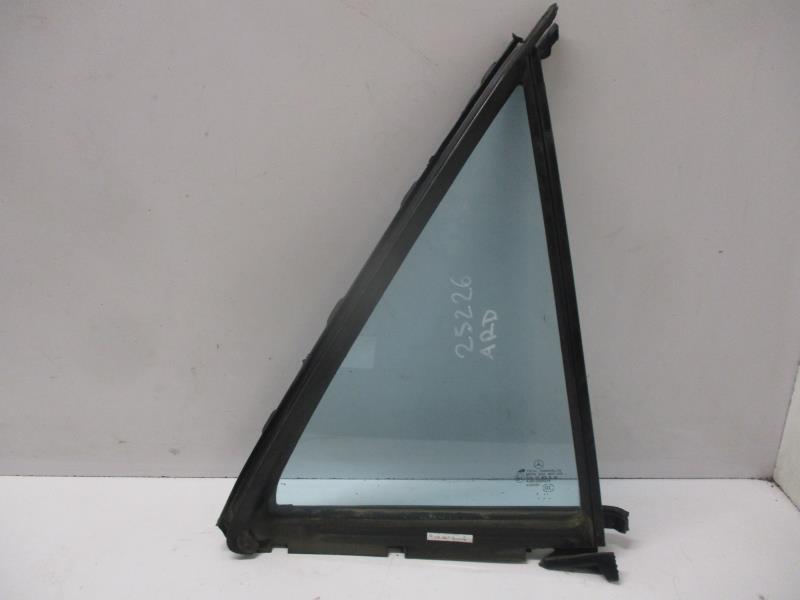 Ventanilla triangular trasera derecha (puerta) MERCEDES CLASSE M 164 PHASE 1 Diésel - 1