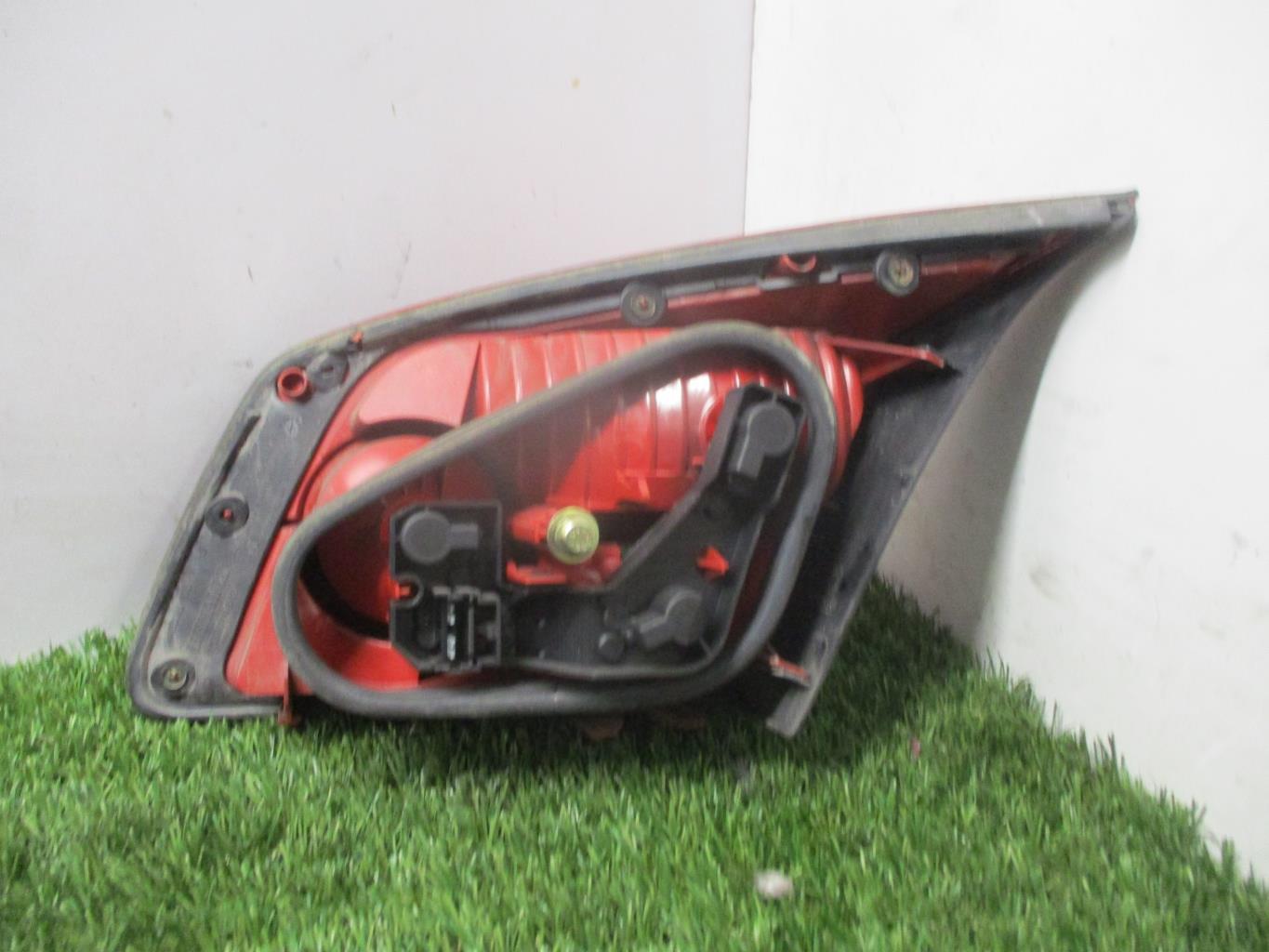 Feu arriere secondaire gauche (feux) RENAULT VEL SATIS PHASE 1 Diesel - 1