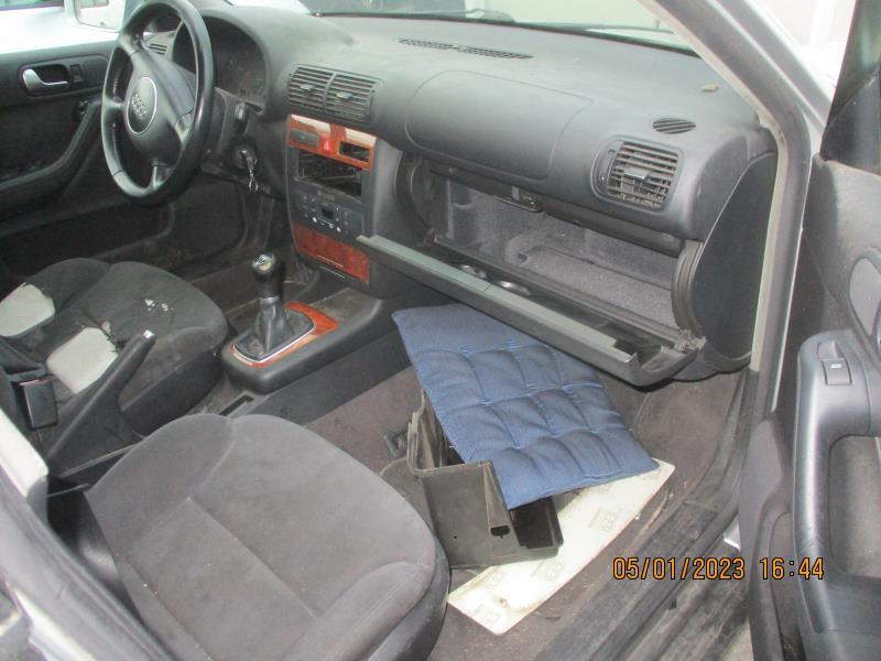 Boite a gants AUDI A3 1 PHASE 2 Diesel - 1