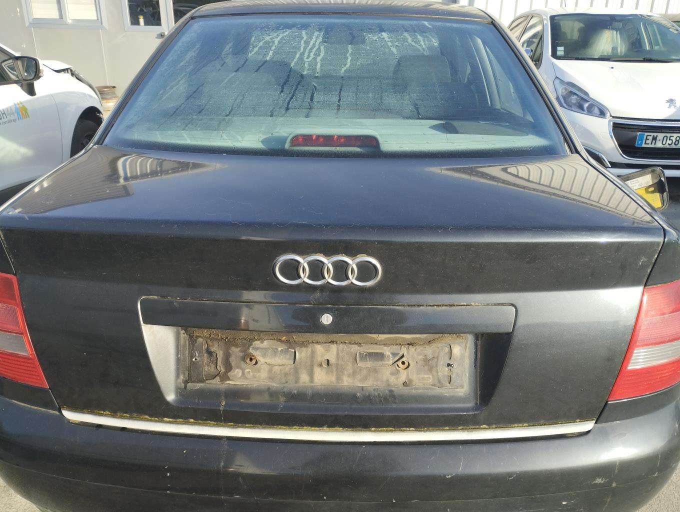 Malle/Hayon arriere AUDI A4 1 PHASE 2 Diesel - 1