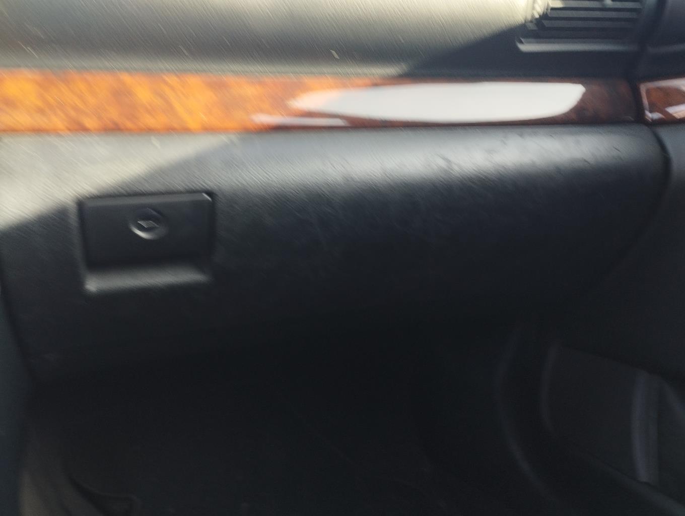 Boite a gants AUDI A4 1 PHASE 2 Diesel - 1