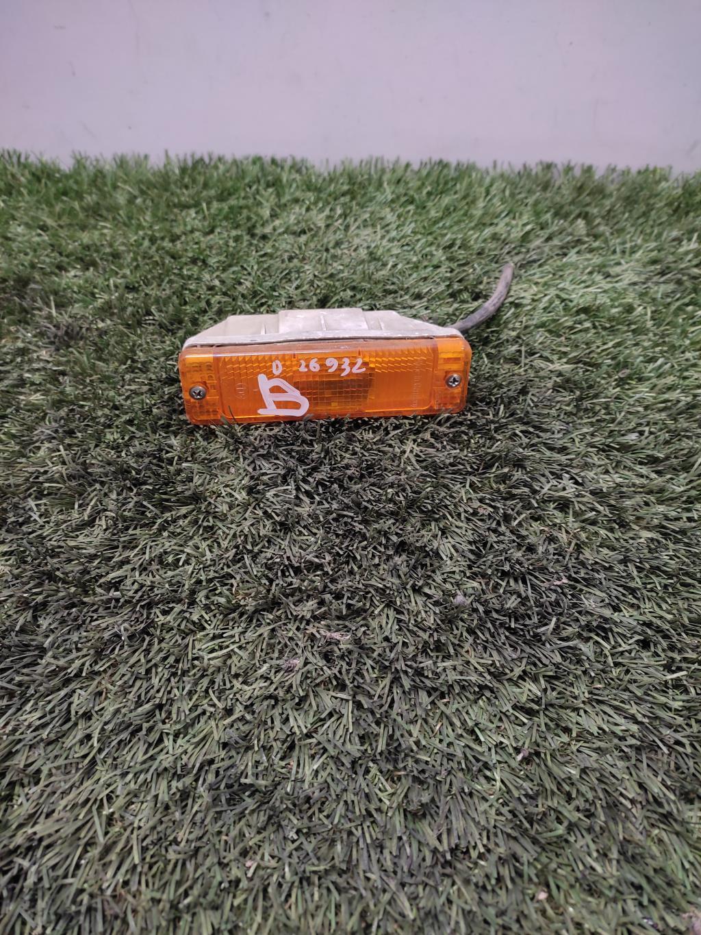 Ripetitore lampeggiante anteriore destro (Luci) VOLKSWAGEN POLO 1 Gasolina - 1