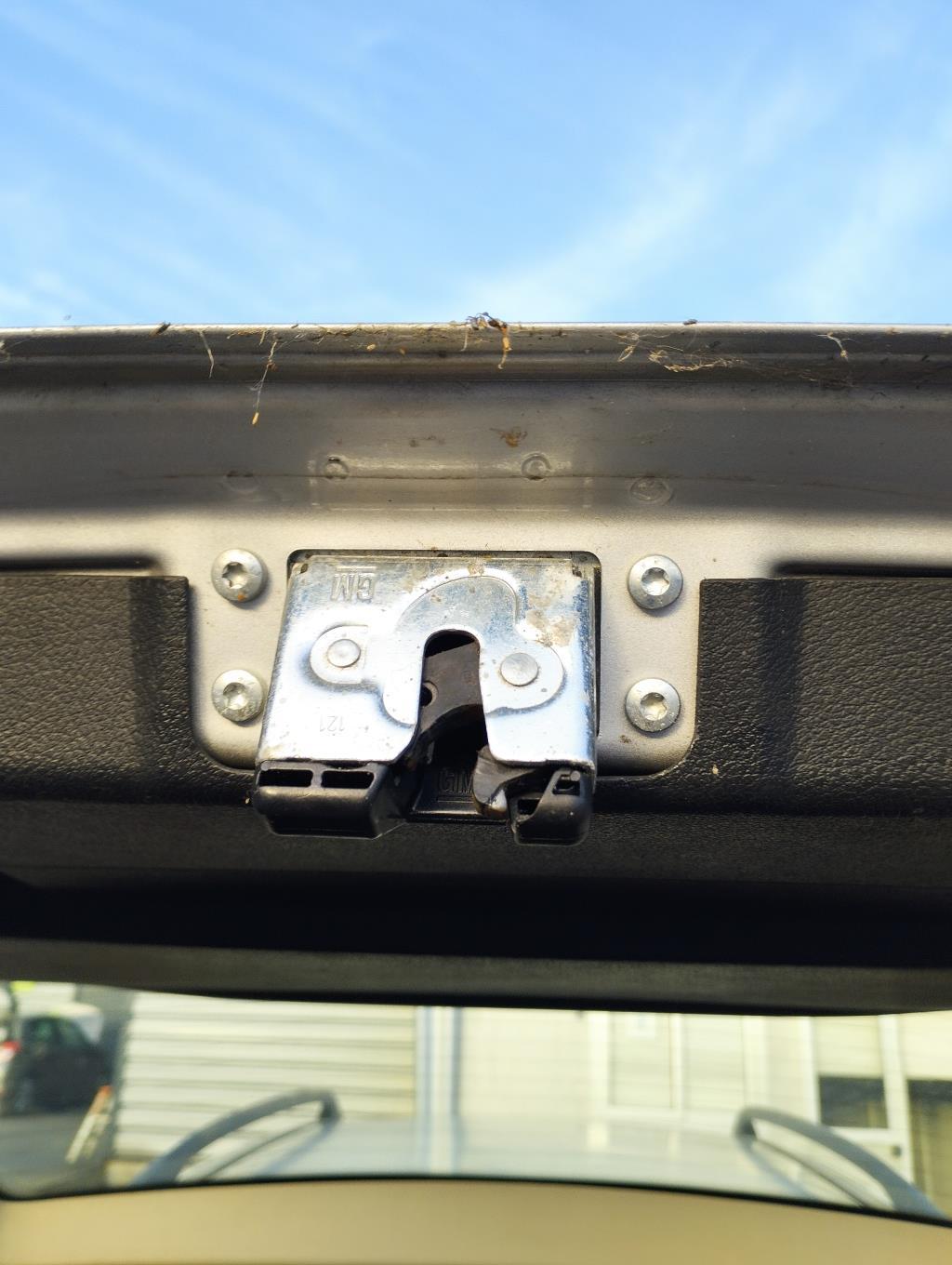 Serrure de coffre OPEL ZAFIRA A PHASE 1 Essence - 1