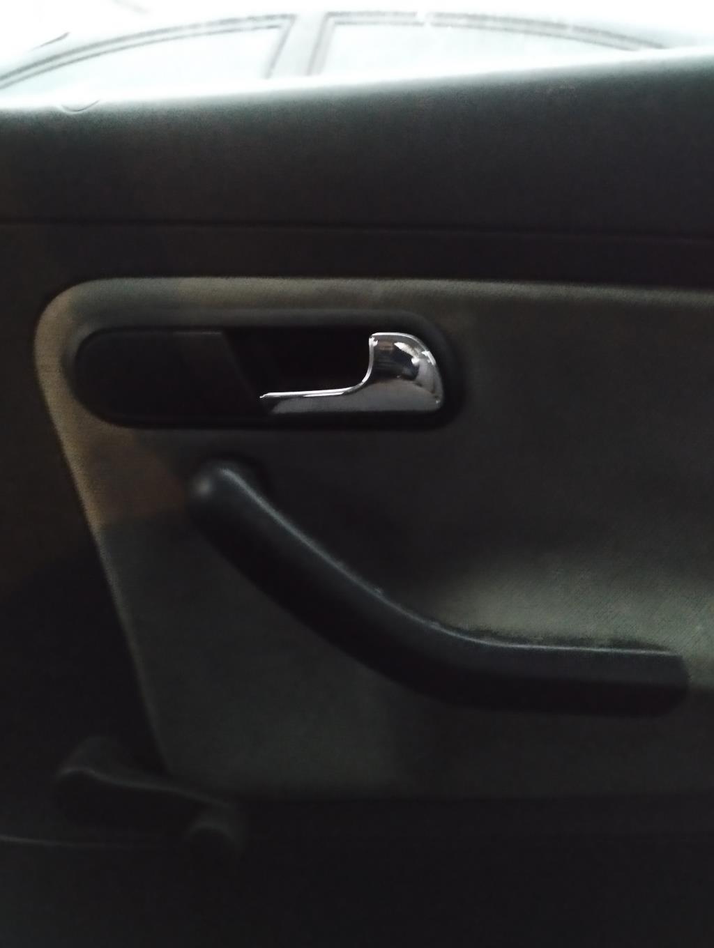 Maniglia interna posteriore destra SEAT IBIZA 3 PHASE 1 Gasolina - 1