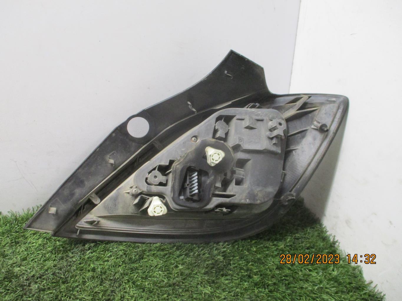 Fanale posteriore principale sinistro (luci) OPEL ASTRA H PHASE 1 Diésel - 1
