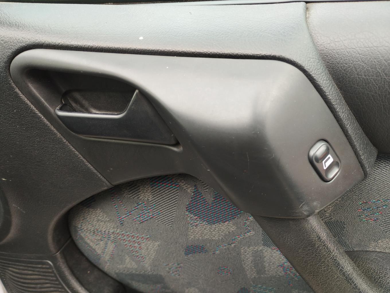 Maniglia interna anteriore destra CITROEN XANTIA PHASE 2 Diésel - 1