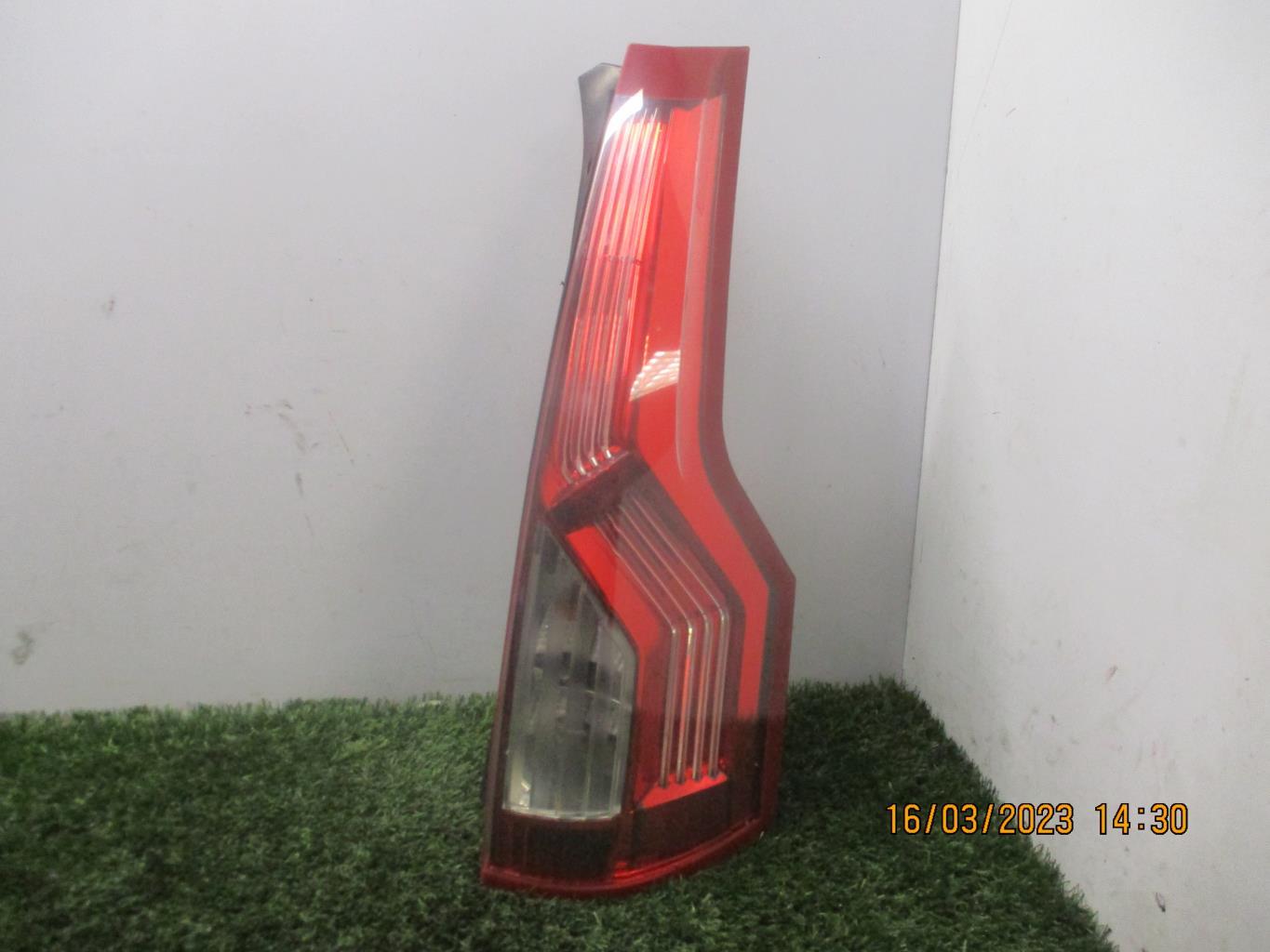 Fanale posteriore principale destro (luci) CITROEN C4 GRAND PICASSO 1 Diésel - 1