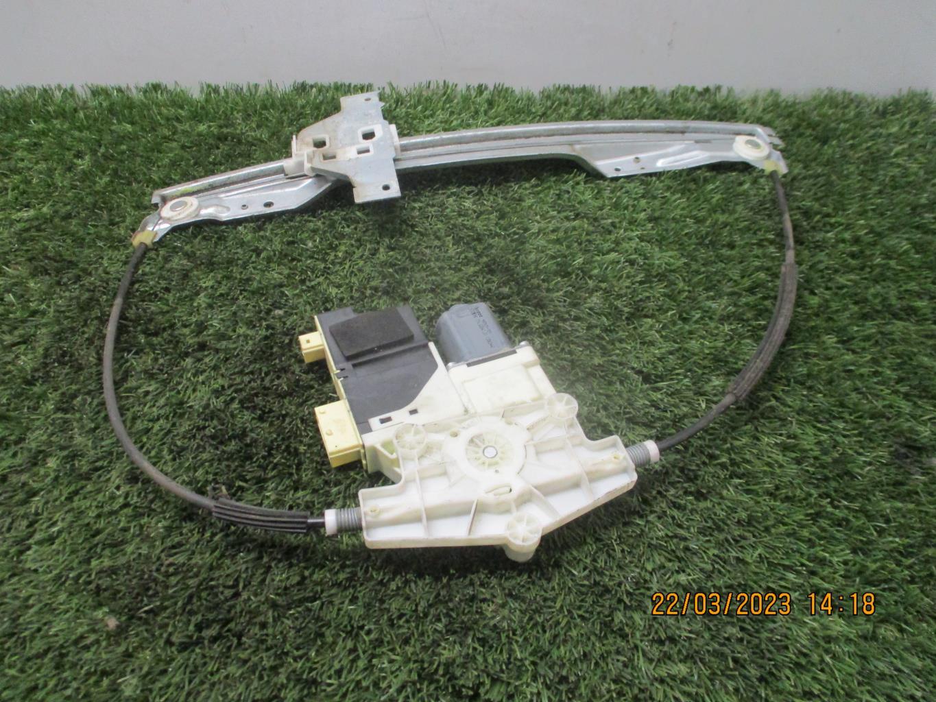 Alzacristalli elettrico anteriore destro CITROEN C4 1 PHASE 1 COUPE Gasolina - 1