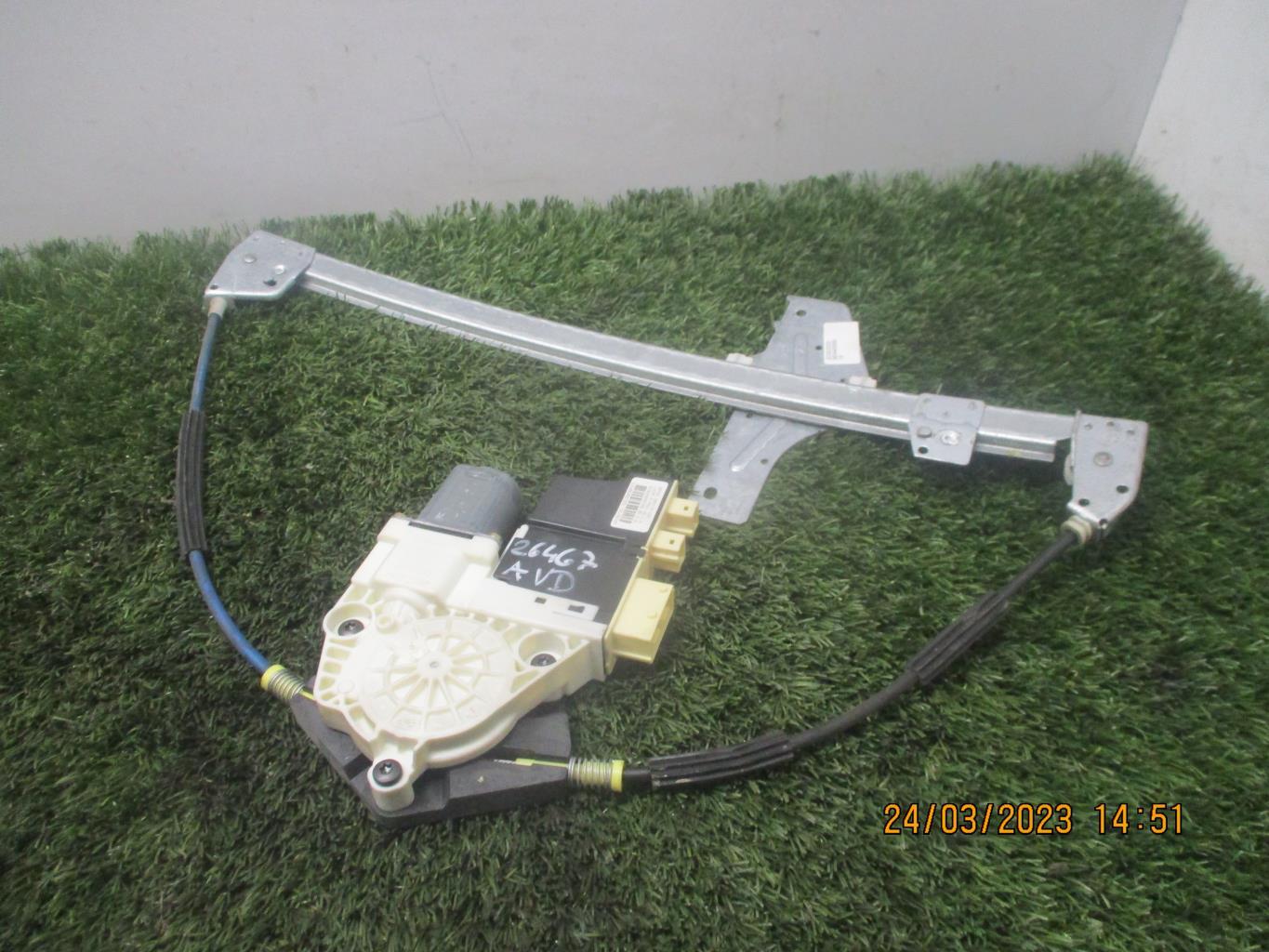 Alzacristalli elettrico anteriore destro PEUGEOT 307 PHASE 2 BREAK Diésel - 1