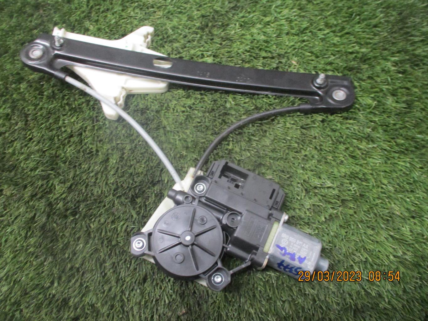 Alzacristalli elettrico posteriore sinistro VOLKSWAGEN POLO 5 PHASE 2 Diésel - 1