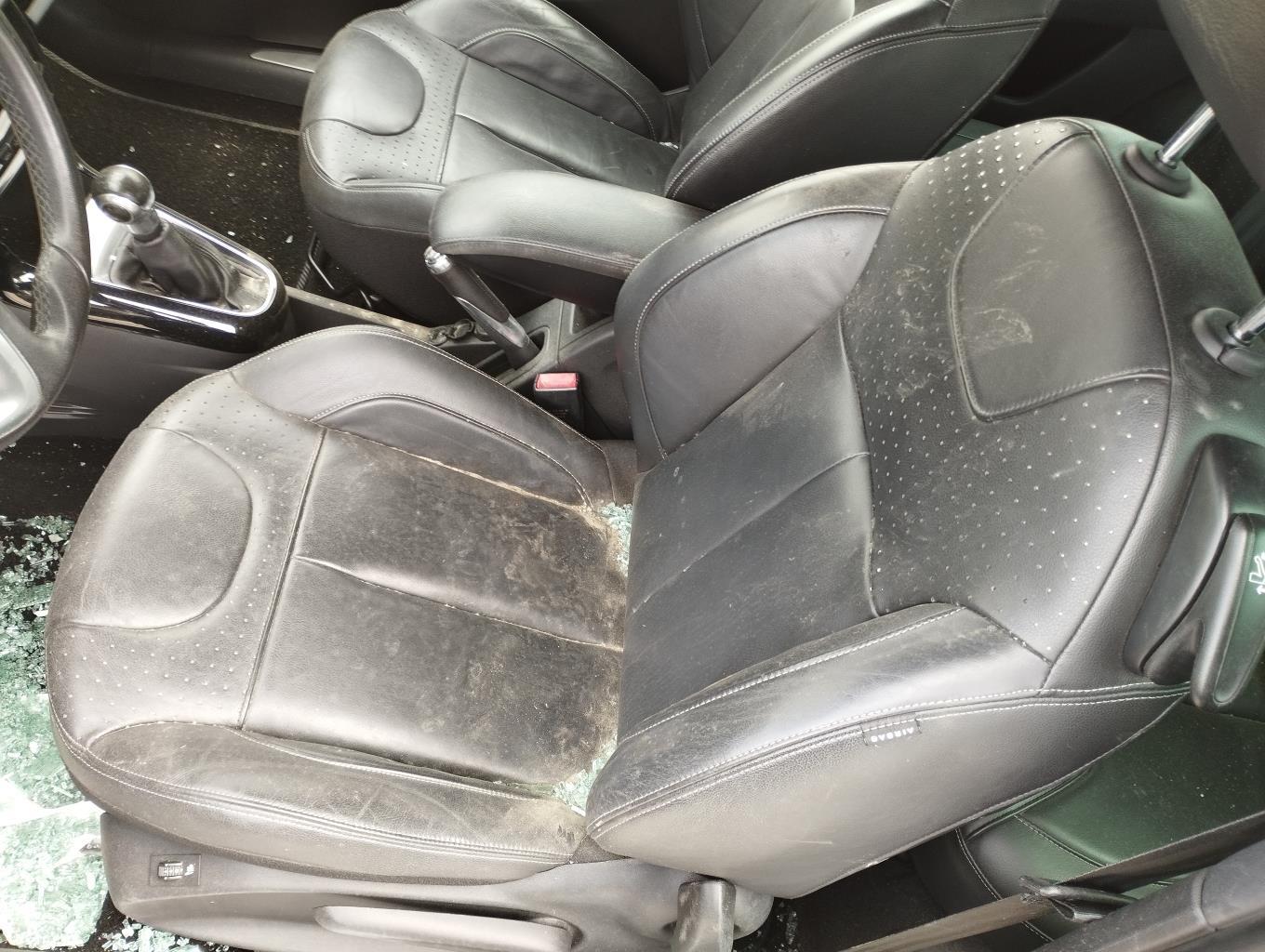 Sedile lato guida CITROEN DS3 CABRIOLET PHASE 1  - 1