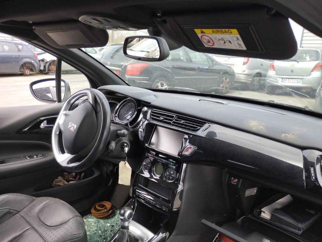 Eclairage de plafonnier CITROEN DS3 CABRIOLET PHASE 1  - 1