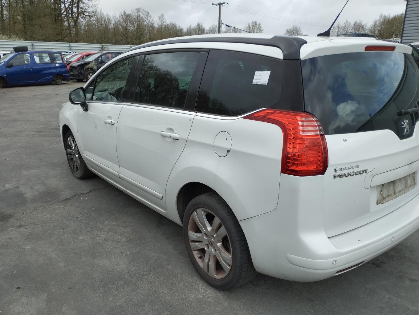 Vetro anteriore sinistro PEUGEOT 5008 1 PHASE 1 Diésel - 1