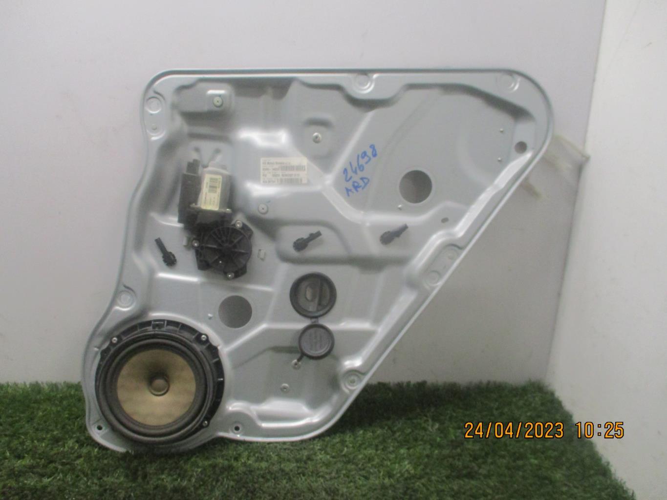 Alzacristalli elettrico posteriore destro KIA CEE-D 1 PHASE 1 Diésel - 1