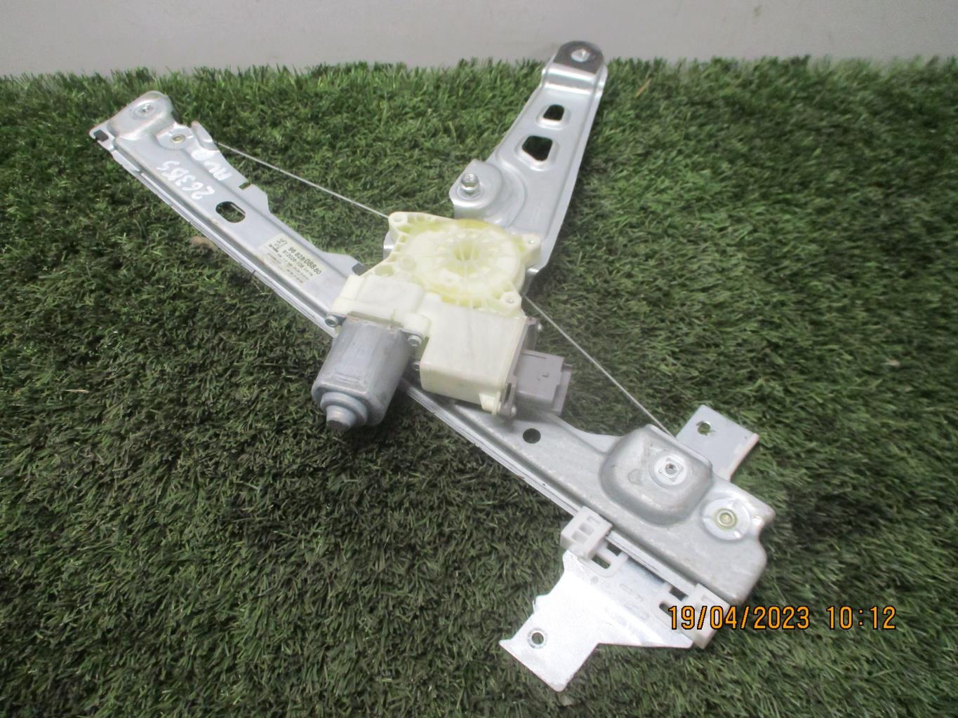 Alzacristalli elettrico anteriore destro PEUGEOT 5008 1 PHASE 1 Diésel - 1
