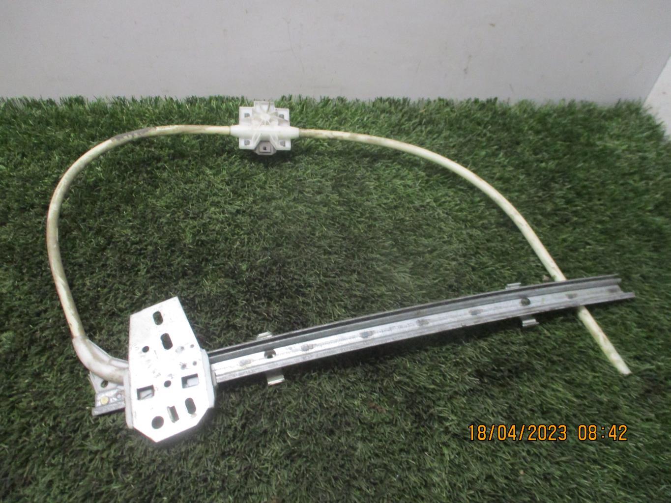 Alzacristalli manuale anteriore sinistro BELLIER XLD502  - 1
