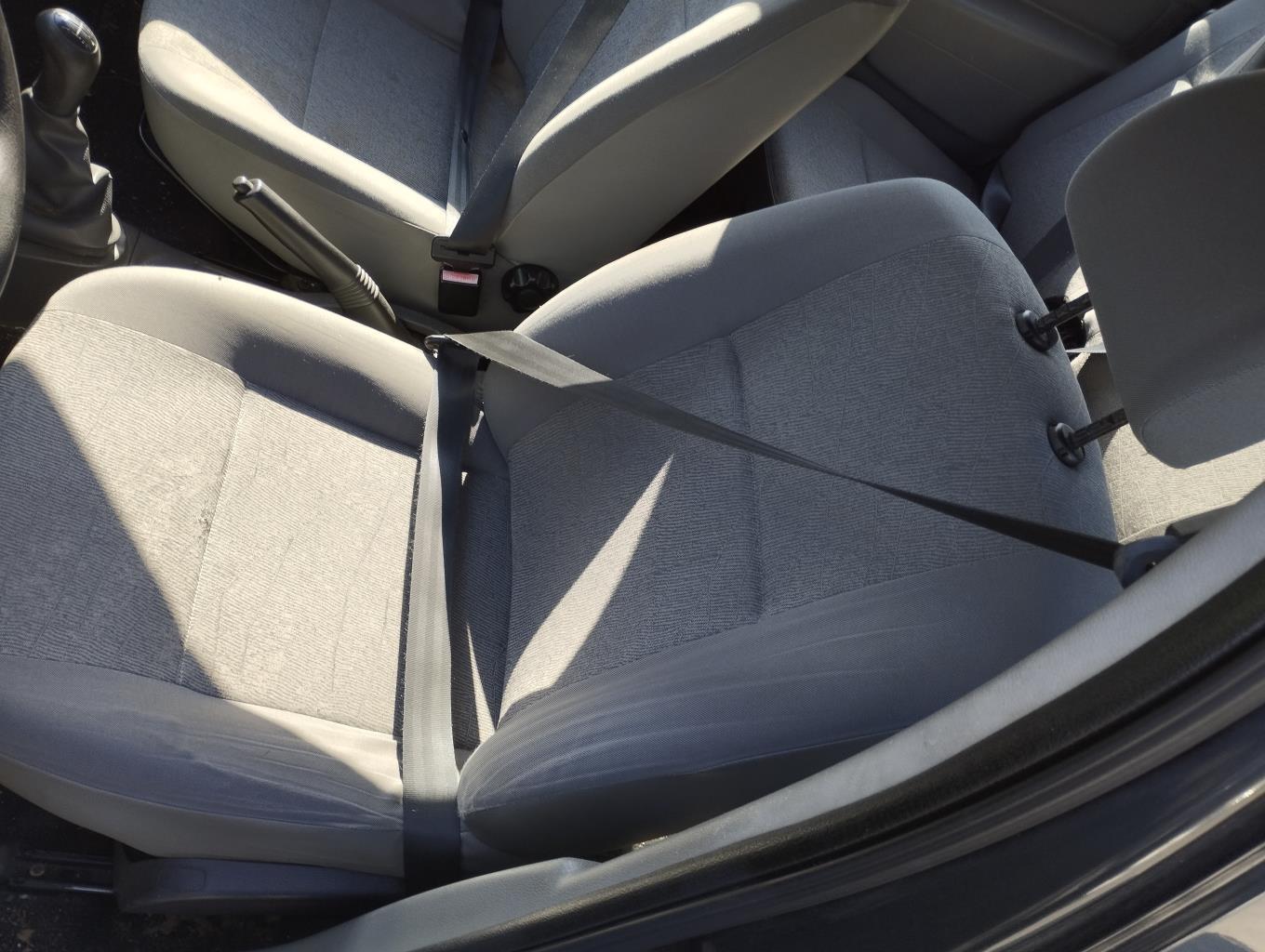 Aggancio cintura sicurezza anteriore sinistro DACIA LOGAN MCV 1 PHASE 1 BREAK Diésel - 1