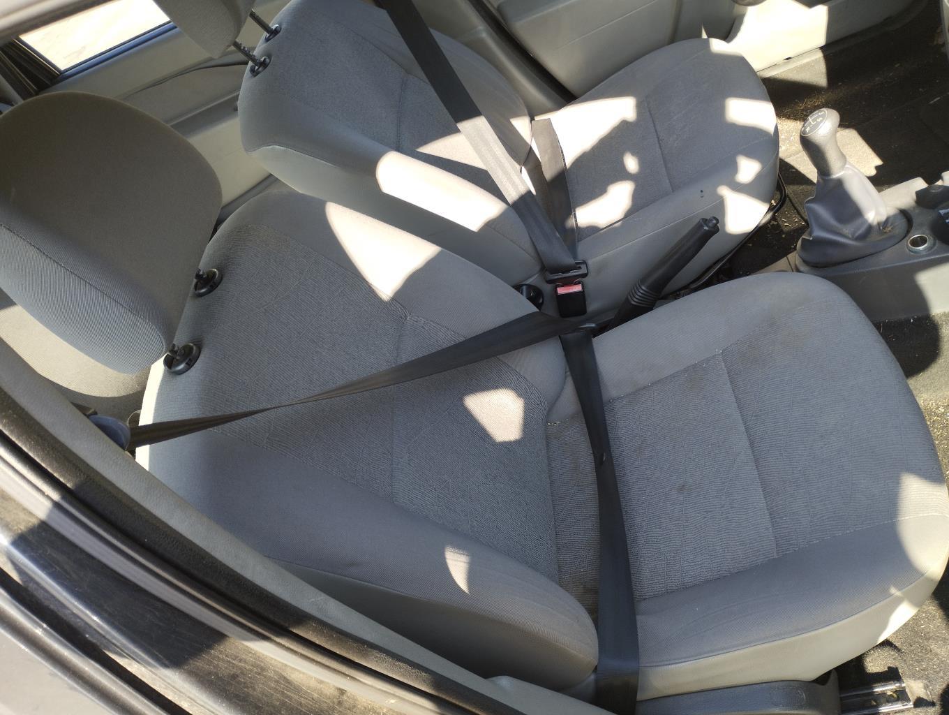 Aggancio cintura sicurezza anteriore destro DACIA LOGAN MCV 1 PHASE 1 BREAK Diésel - 1