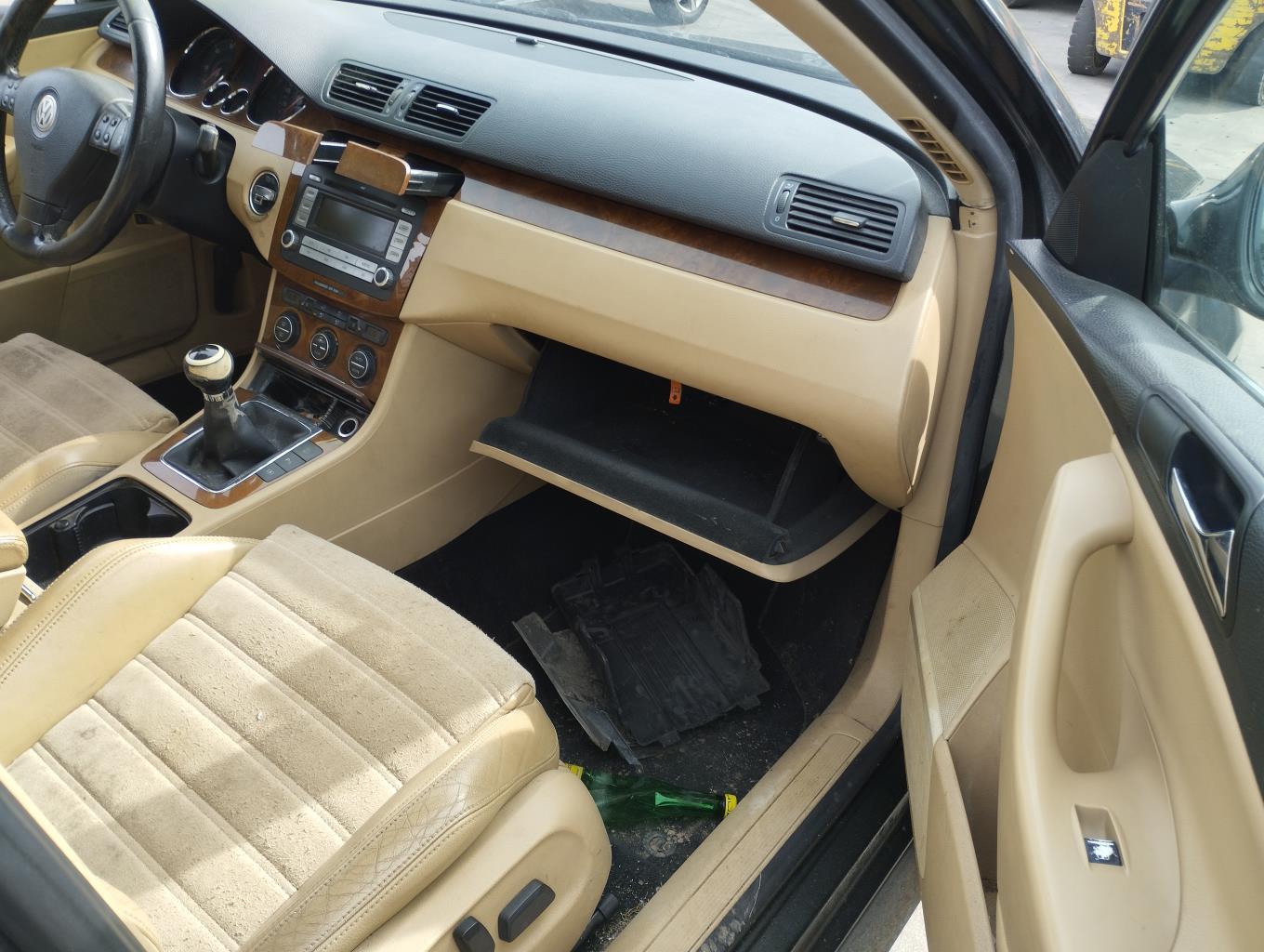 Vano portaoggetti VOLKSWAGEN PASSAT 5 Diésel - 1