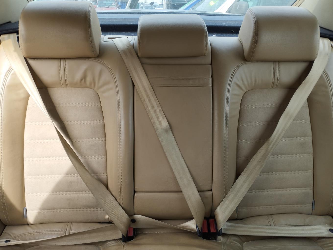 Aggancio cintura sicurezza posteriore sinistro VOLKSWAGEN PASSAT 5 Diésel - 1