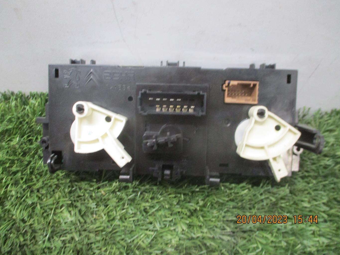 Commande chauffage CITROEN C3 2 PHASE 2 Diesel - 1