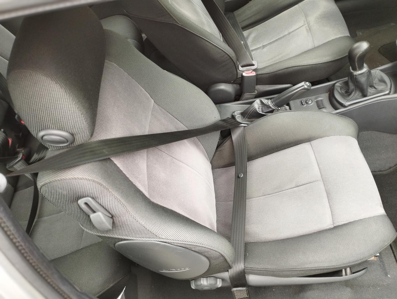 Aggancio cintura sicurezza anteriore destro FIAT BRAVO 1 Diésel - 1