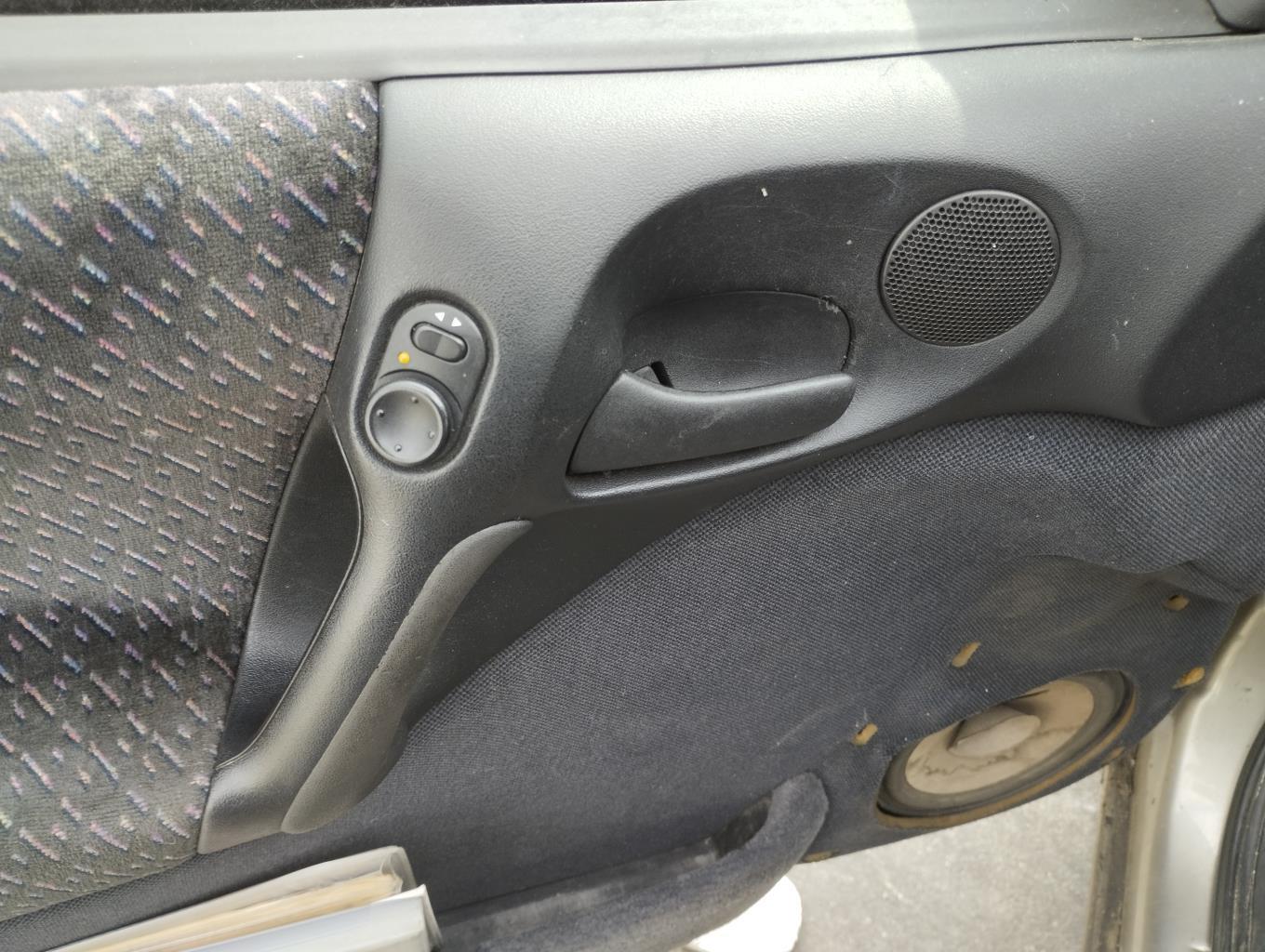Maniglia interna anteriore sinistra OPEL VECTRA B PHASE 1 Gasolina - 1
