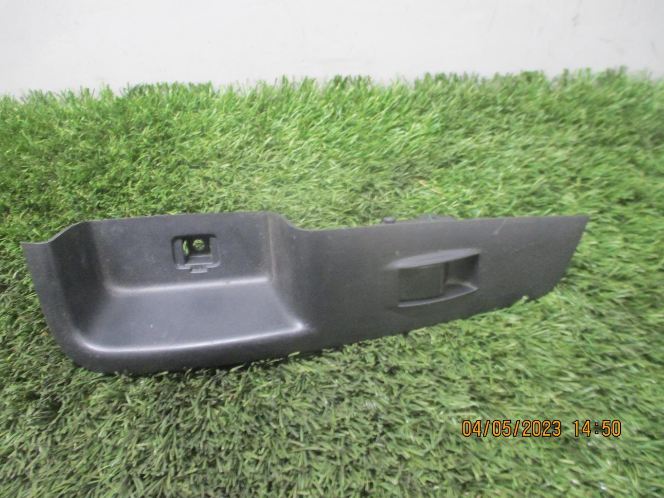 Interruttore lavacristalli posteriore sinistro PEUGEOT 4007 Diésel - 1