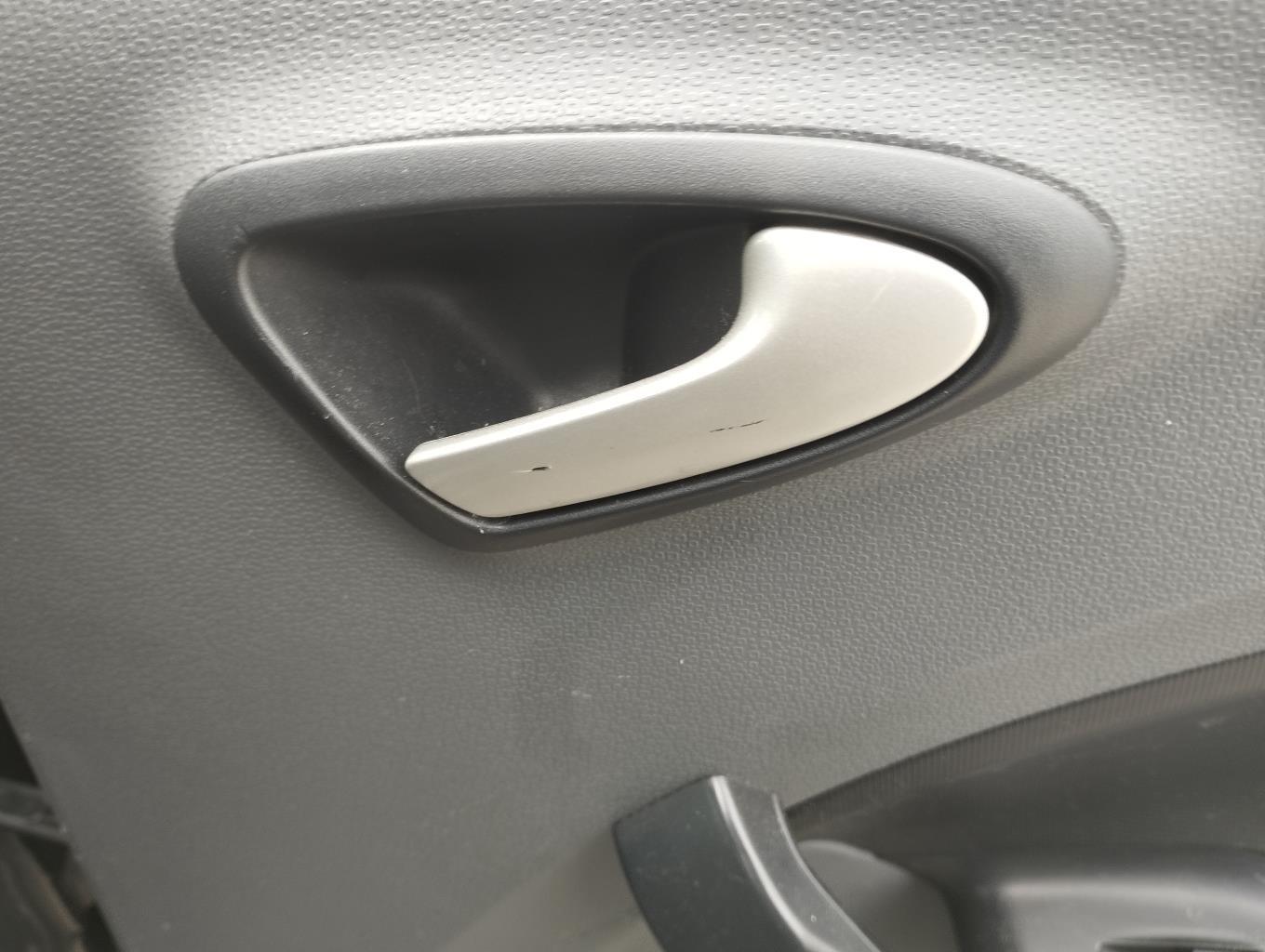 Maniglia interna posteriore destra SEAT IBIZA 4 ST PHASE 1 BREAK Diésel - 1