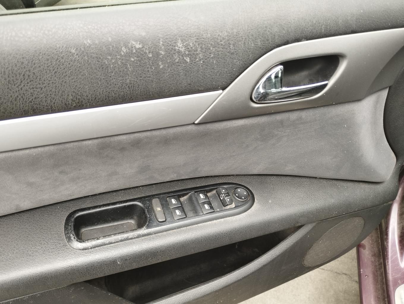 Interruttore lavacristalli anteriore sinistro PEUGEOT 407 PHASE 1 BREAK Diésel - 1