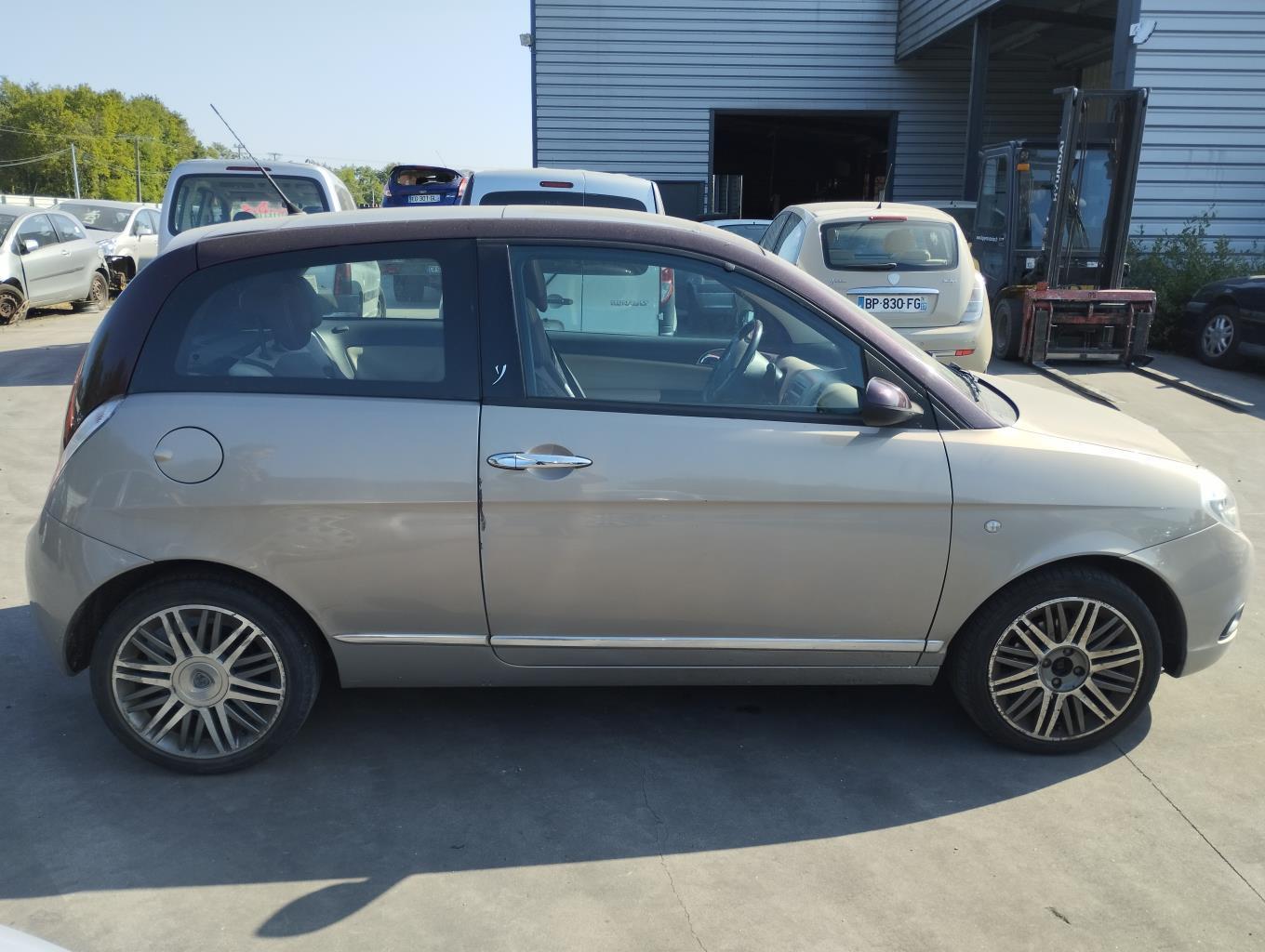 Trappe d'essence LANCIA YPSILON 4 PHASE 2 Diesel - 1