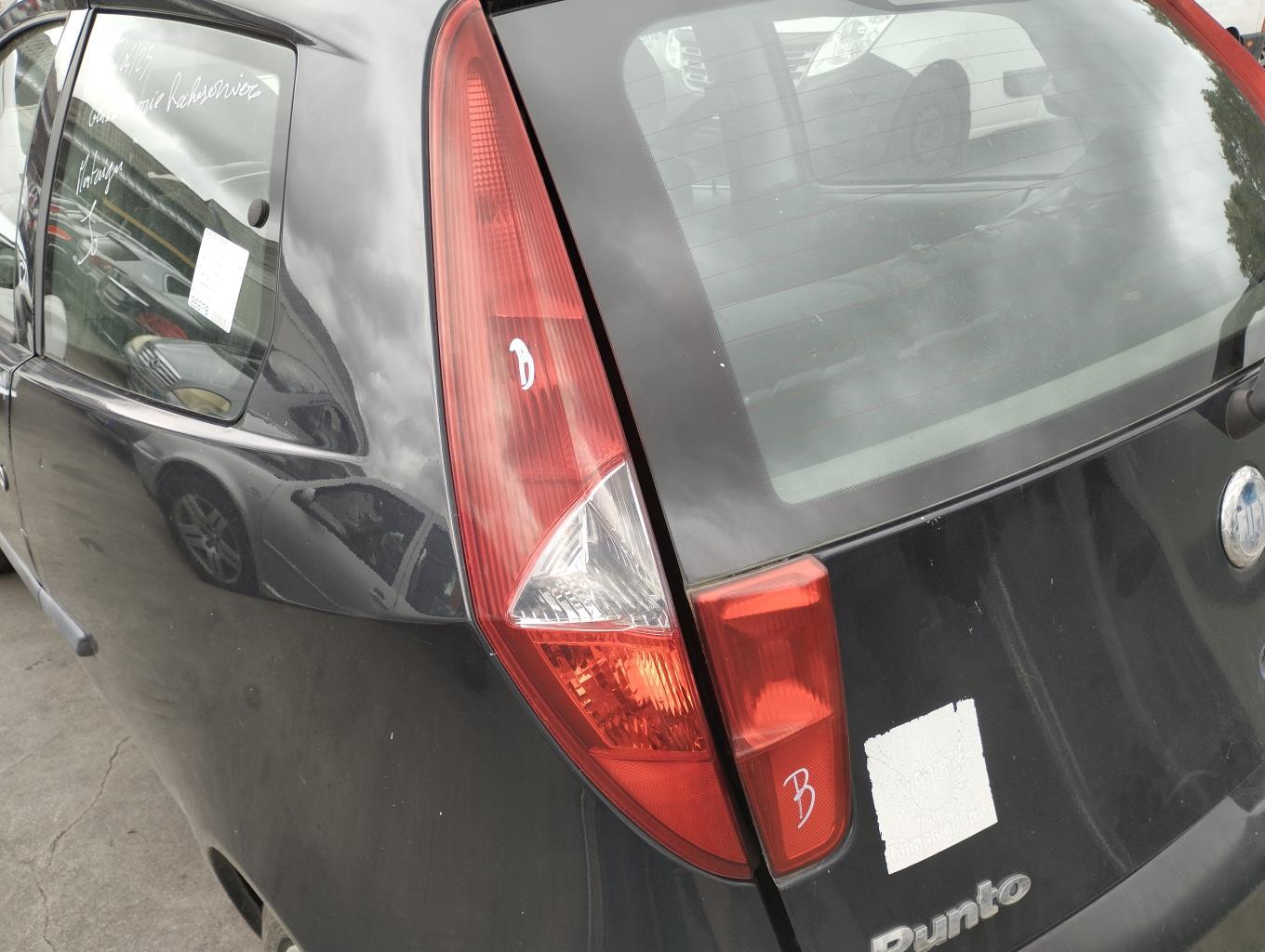 Fanale posteriore principale sinistro (luci) FIAT PUNTO 2 PHASE 2 Diésel - 1